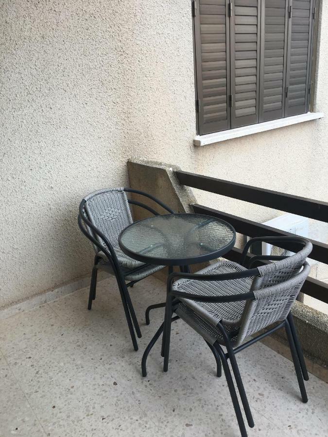 Christos Apartments Dhrousha Екстер'єр фото