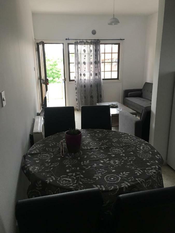 Christos Apartments Dhrousha Екстер'єр фото